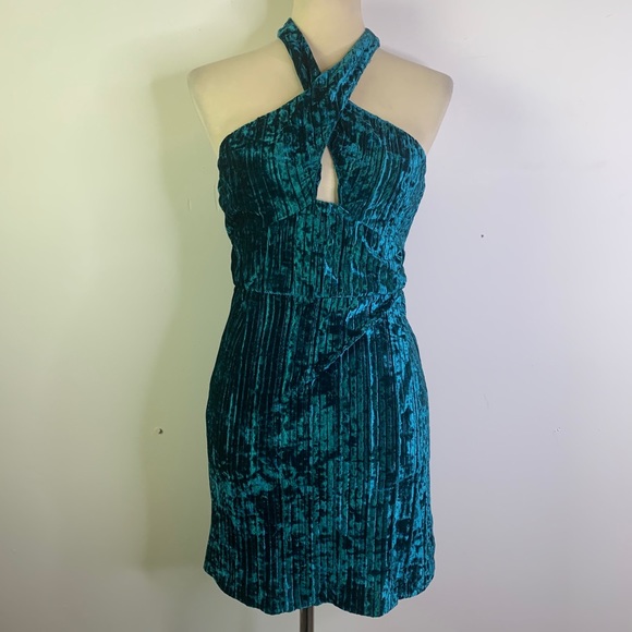 NBD Abriel Dress - Picture 6 of 8